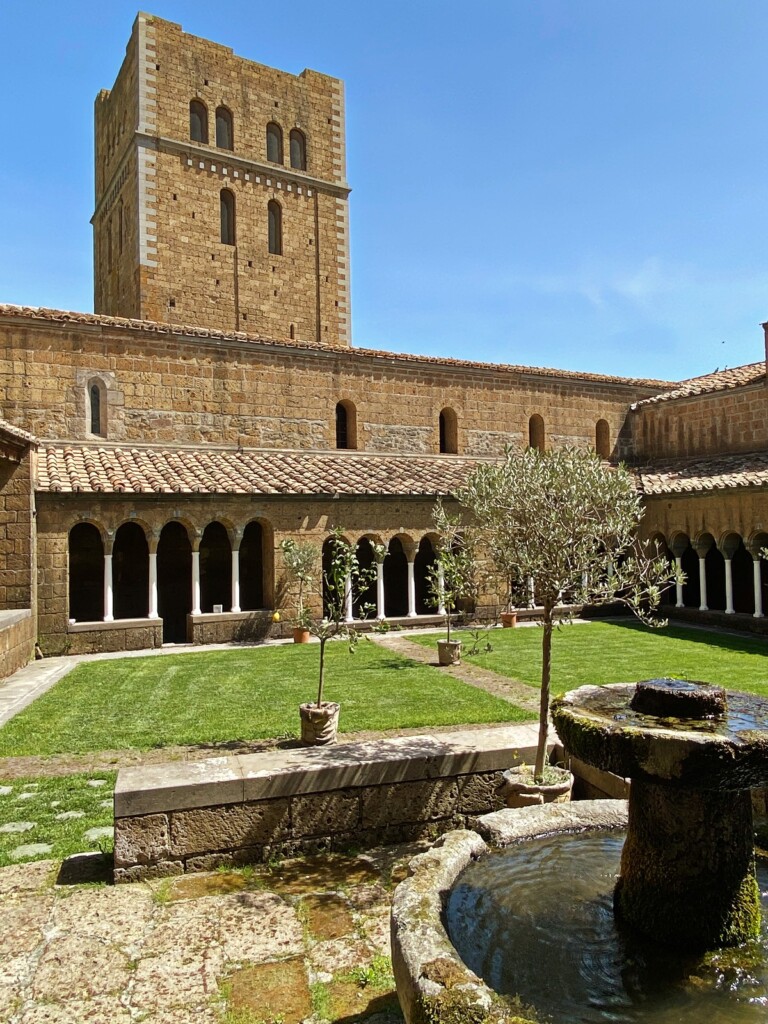 Abbazia-San-Giusto-Tuscania